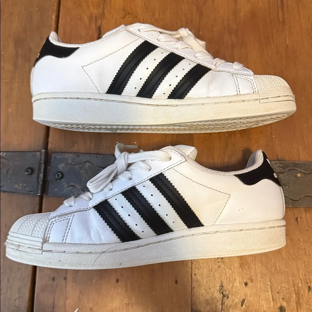 Adidas Superstar Shell Toe - Picture 3 of 13